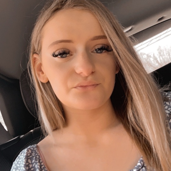 alexisbrieann